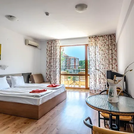 Step Hotel