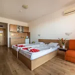 酒店 斯戴普斯酒店 3*