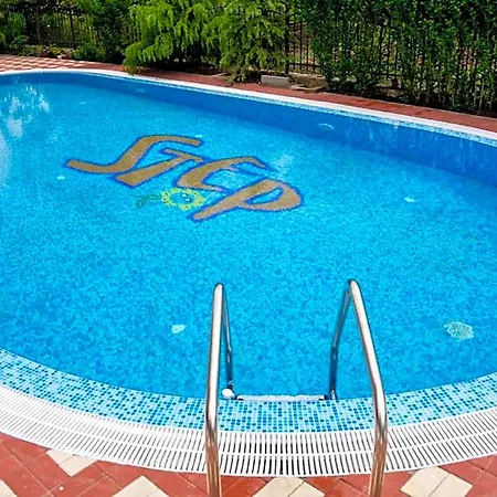 Step Hotel